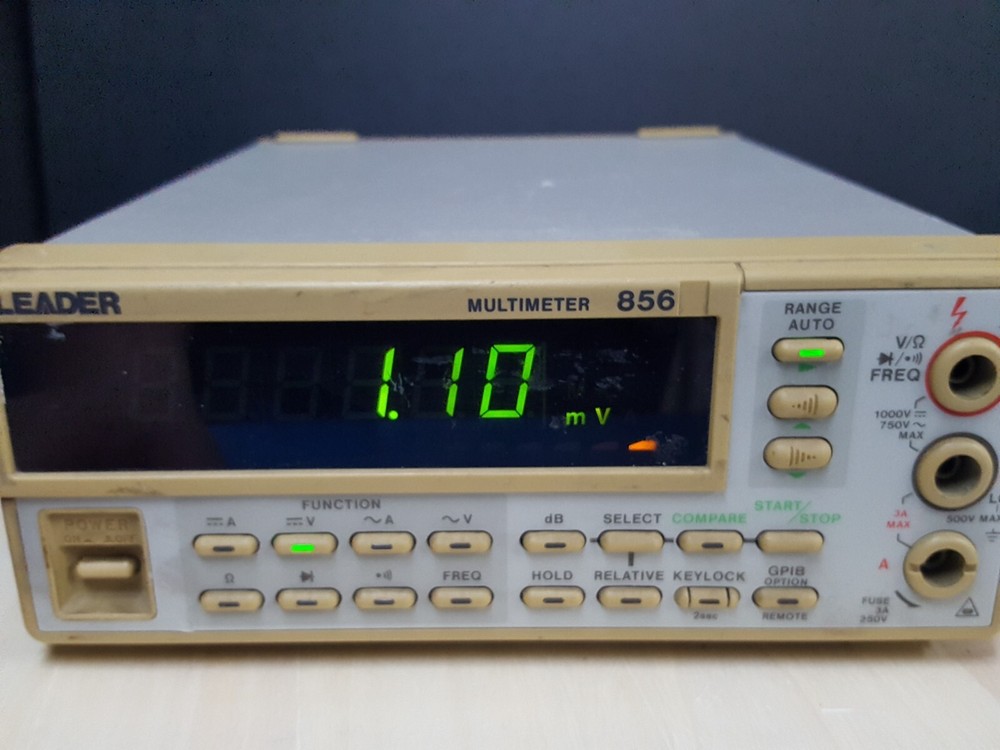 Leader 856 : Multimeter (0518)