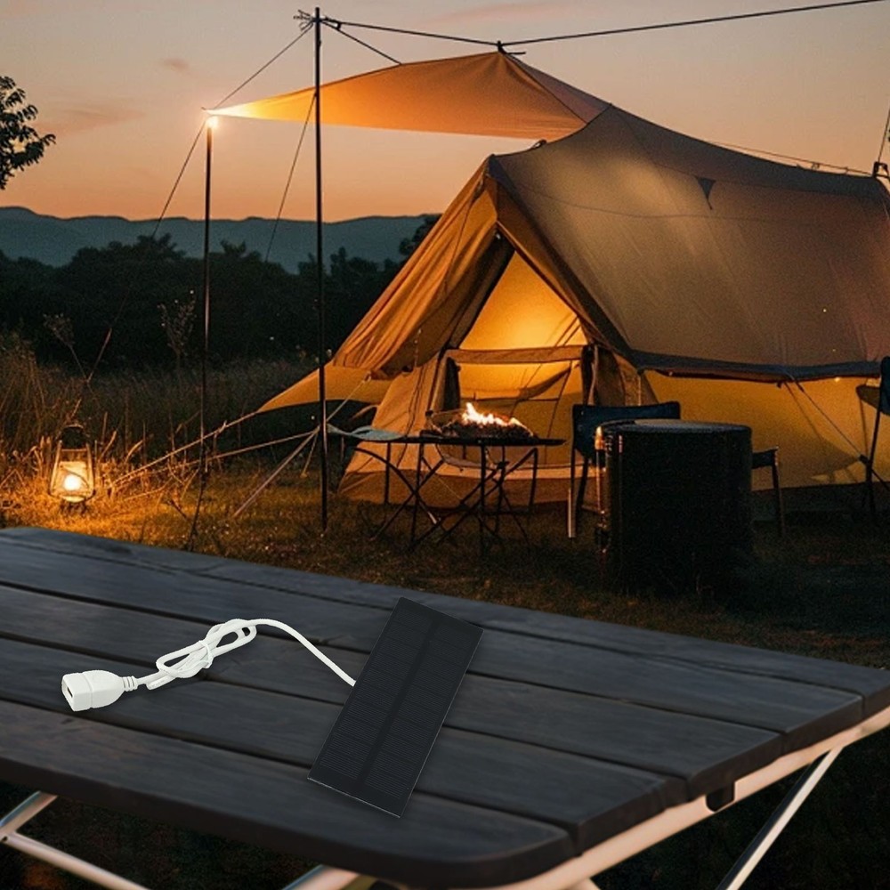 Innovative 2W Portable Solar Charger Compatible with Small Electronics