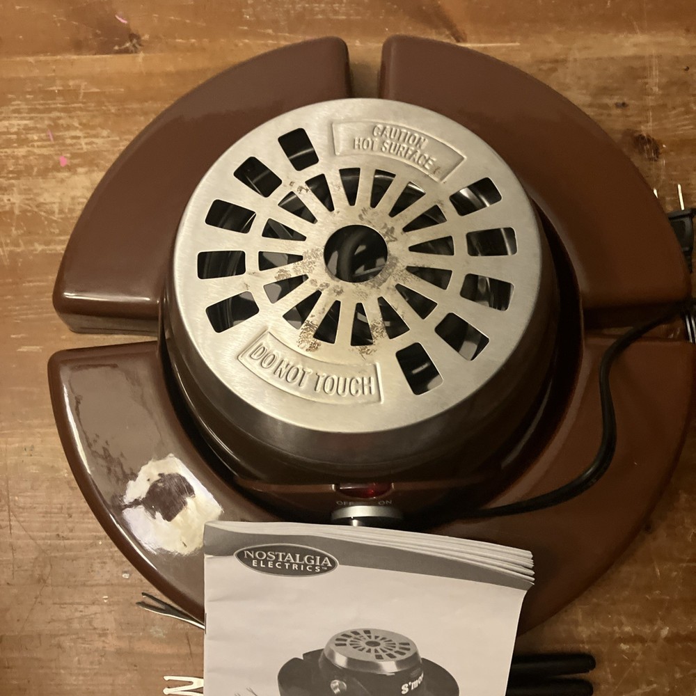 Nostalgia, Electric S'mores Maker