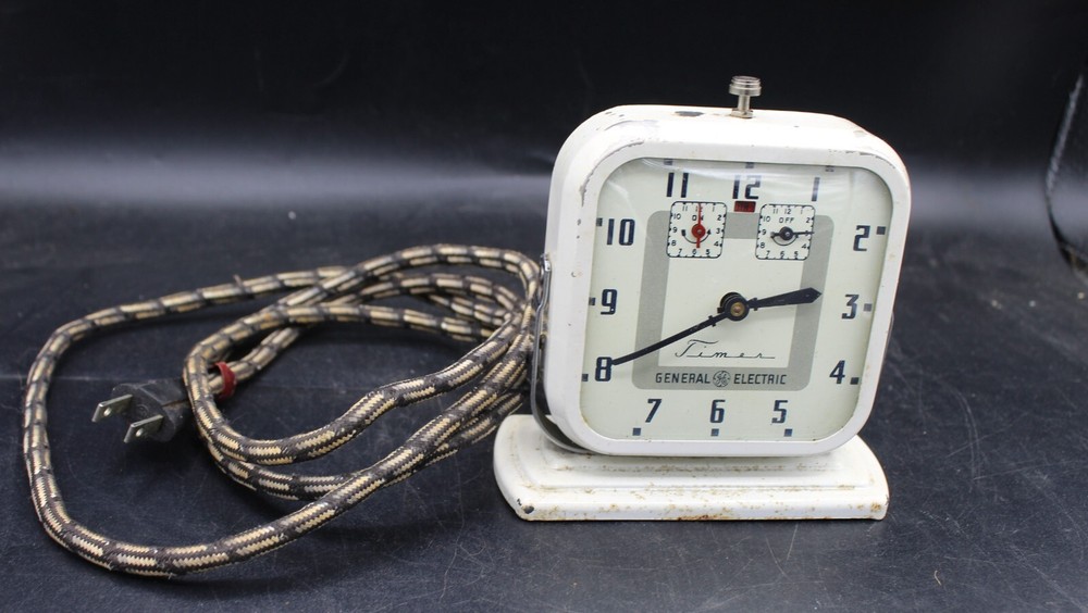 General Electric GE Kitchen Clock Timer Art Deco Working
