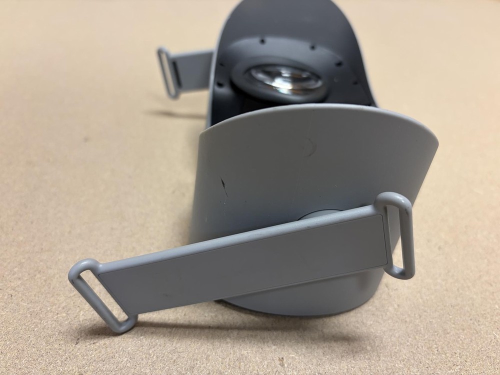 Oculus Go Standalone VR Headset 64GB Model MH-A64