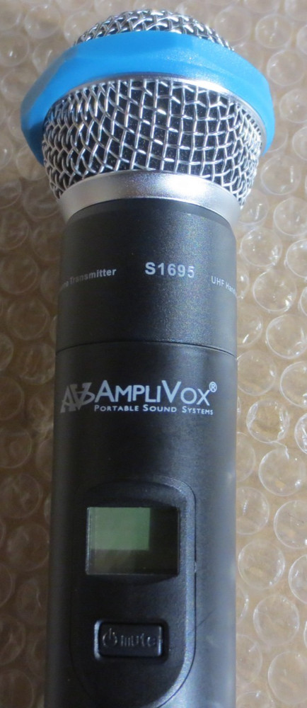 Amplivox Dynamic Handheld Microphone S1695