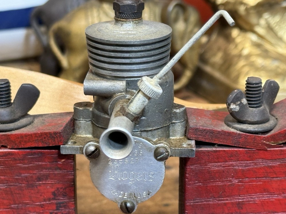 Rogers "29" RC Airplane Engine 1946 Good Condition