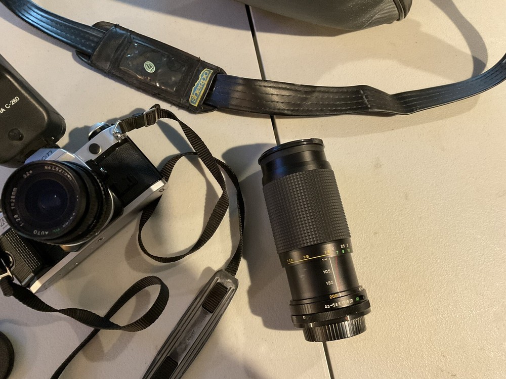 Canon AE-1 35mm - Flash - Extra Zoom Lens Package