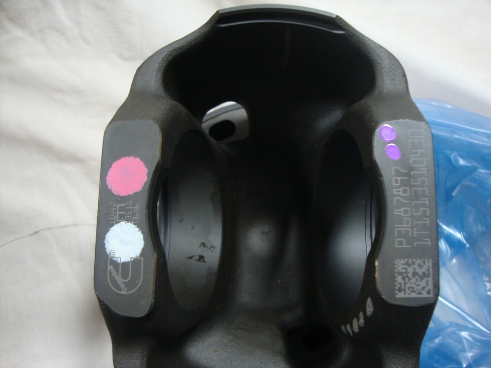 Genuine Cummins 4309337 Engine Piston Kit