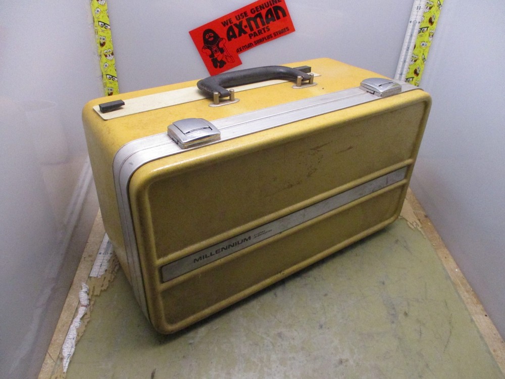 Millennium Microsystem Analyzer A01-02-02-01-04 {GREYSHELF}