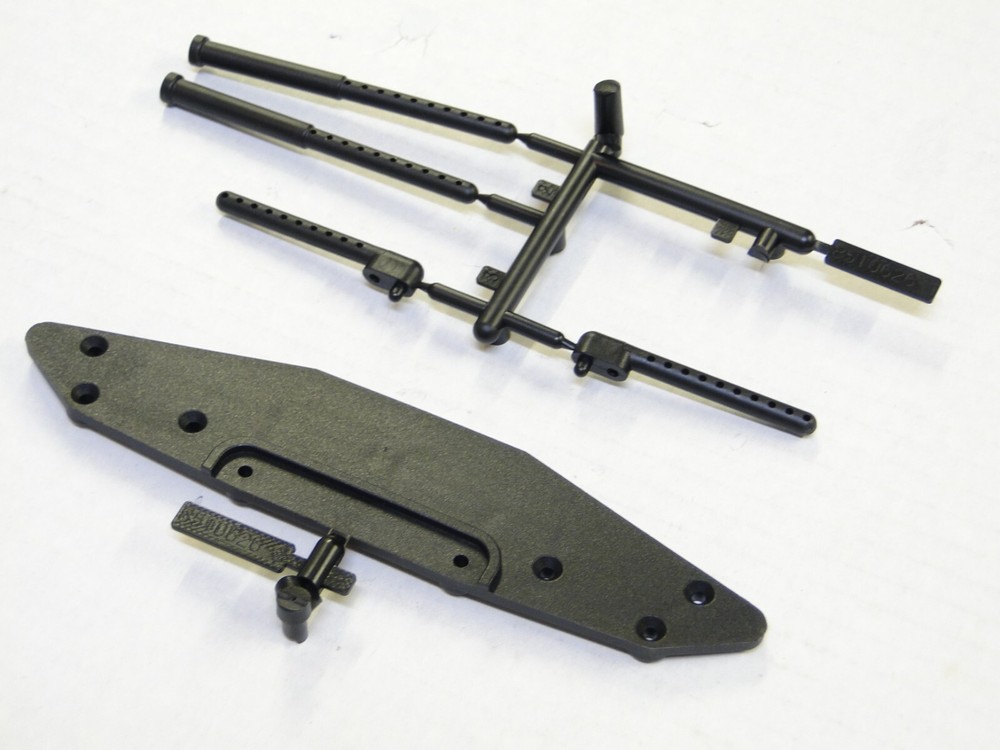 NEW ASSOCIATED RC10DS Bumper Front & Body Mounts AG7