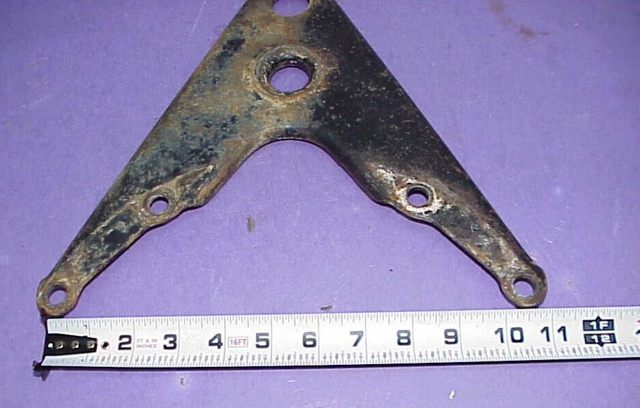 2 Howe Steel Quick Change Rear End Pull Bar / Torque Link Brackets
