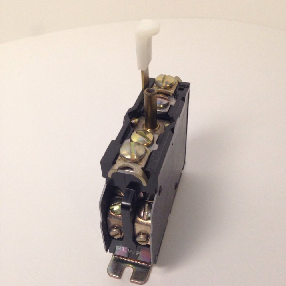 Allen-Bradley Overload Relay 815-BOV4