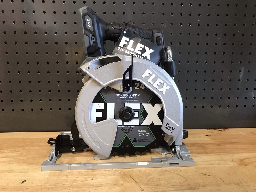 FLEX 24V Brushless 7 1/4” Circular Saw (FX2141) (TOOL ONLY)