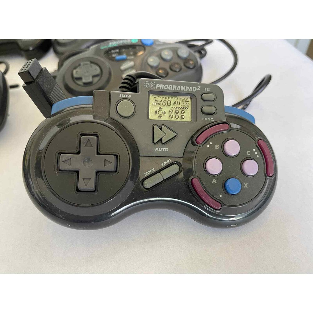Sega Genesis Controller Lot (5 TOTAL)