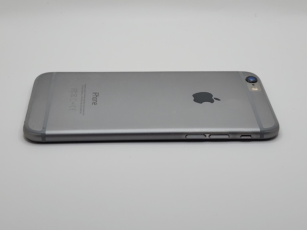 Apple iPhone 6 - 16GB - READ!