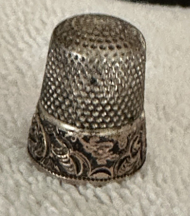Antique Sterling Silver Sewing Thimble 6.3 grams Size 9