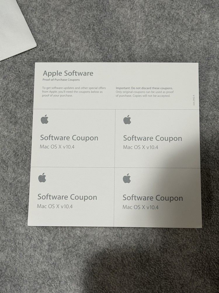 Apple Mac OS X Tiger MA453Z-A V10.4 Operating System Computer Software