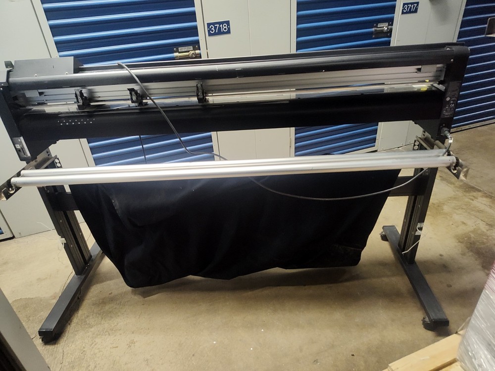 Graphtec FC8600-130 High Performance Vinyl Cutting Plotter