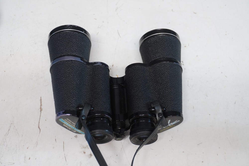Tasco 2008 10x50mm Binoculars With Case