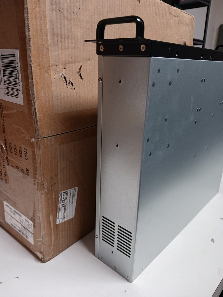 - Rosewill RSV-Z2600U Server Chassis