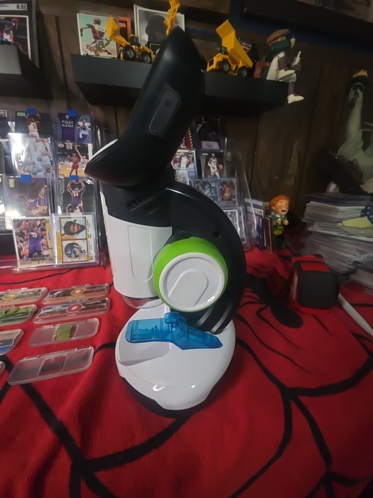 LeapFrog Magic Adventures Microscope with Seven Slides WORKING