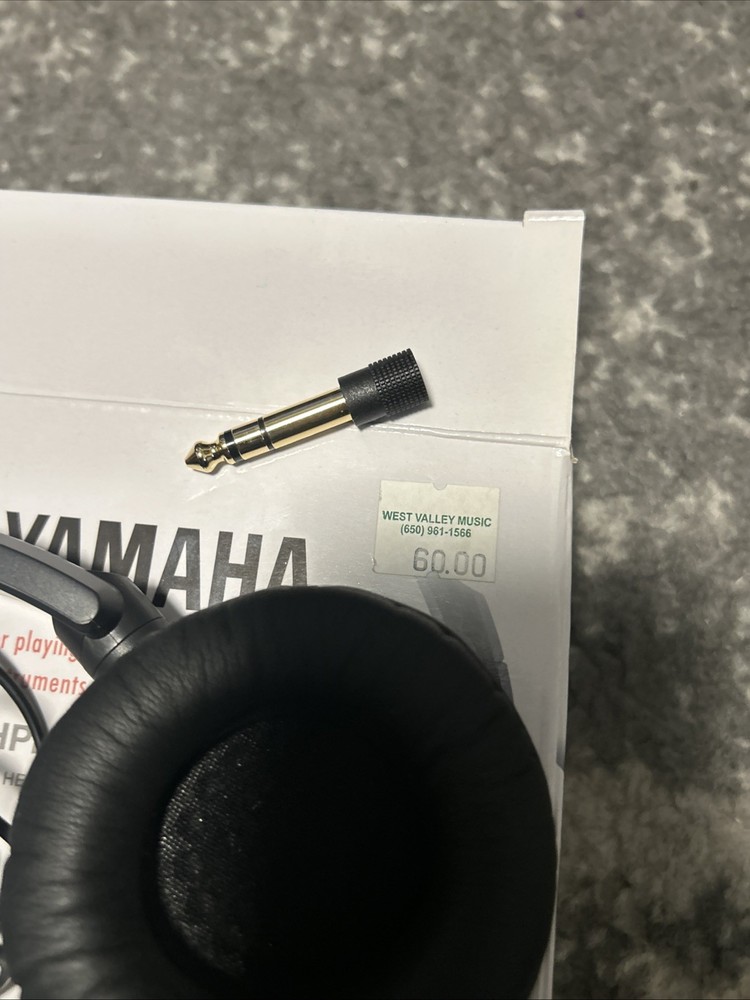 Yamaha HPH-100B Dynamic Closed-Back Headphones Black