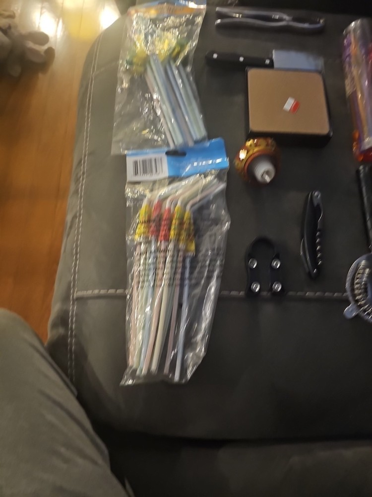 Bar & Wine Lot With 12 Items