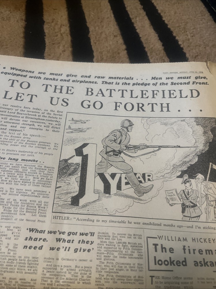 WW 2 Daily Express 22/06/1942 Newspaper