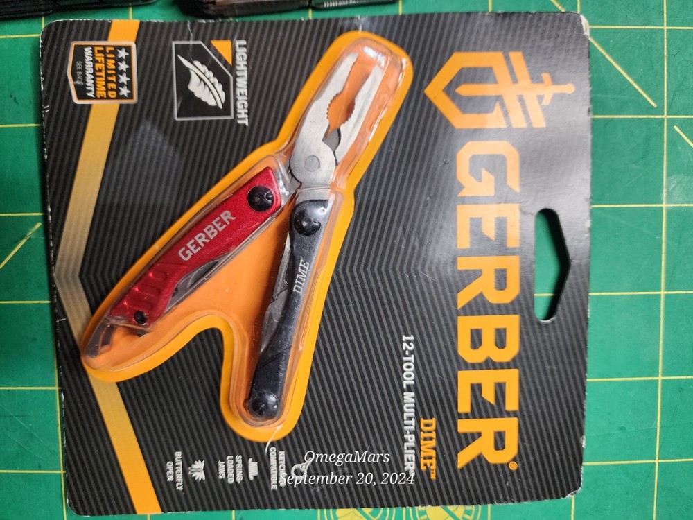Gerber Dime multi tool x1 good-great conditions, READ the description please.