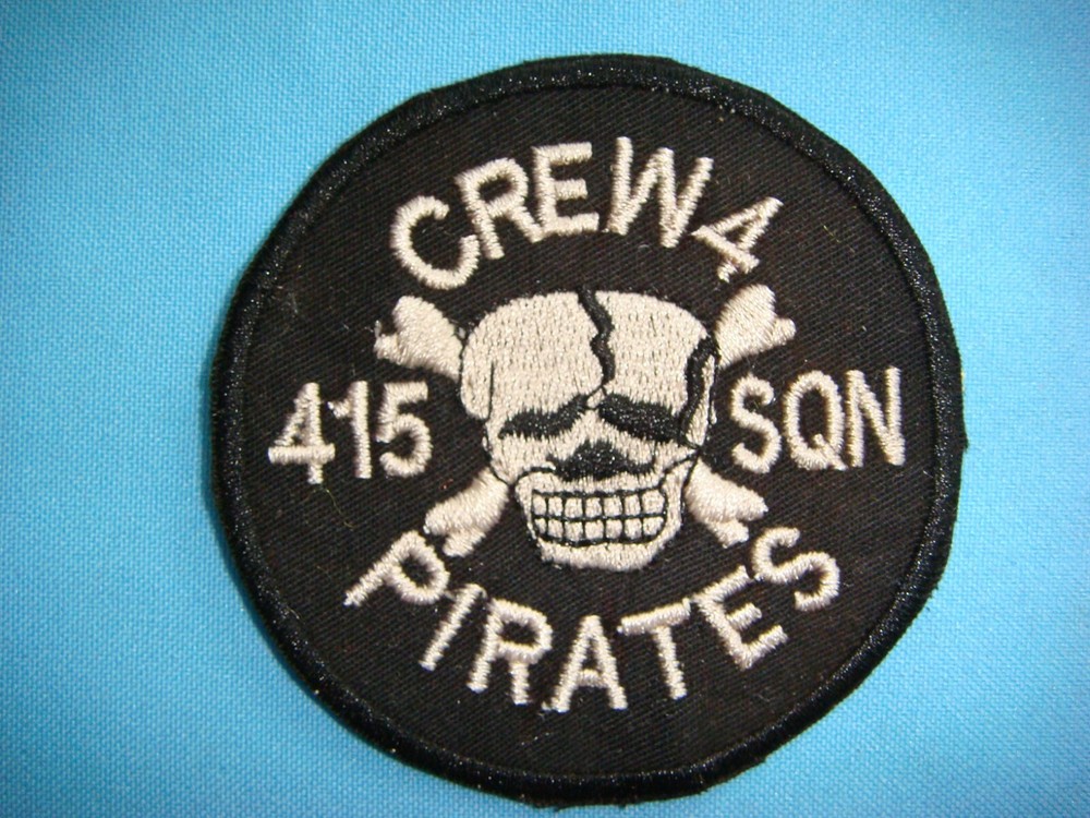 PATCH US MILITARY 415th SQUADRON CREW 4 PIRATES