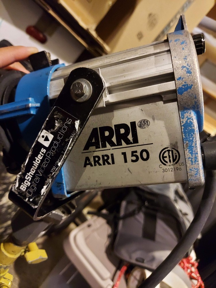 ARRI 150