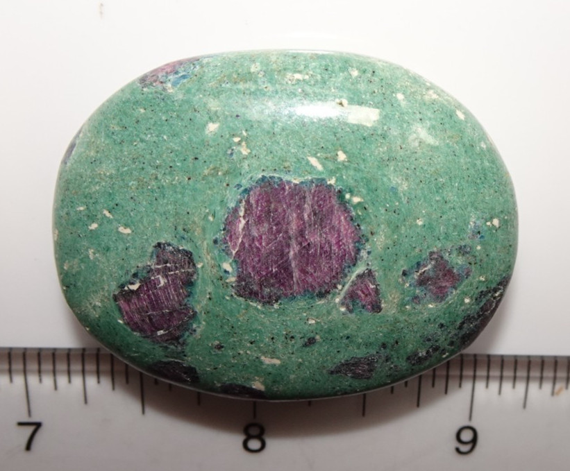 Ruby Fuchsite Palmstone - India sc1011