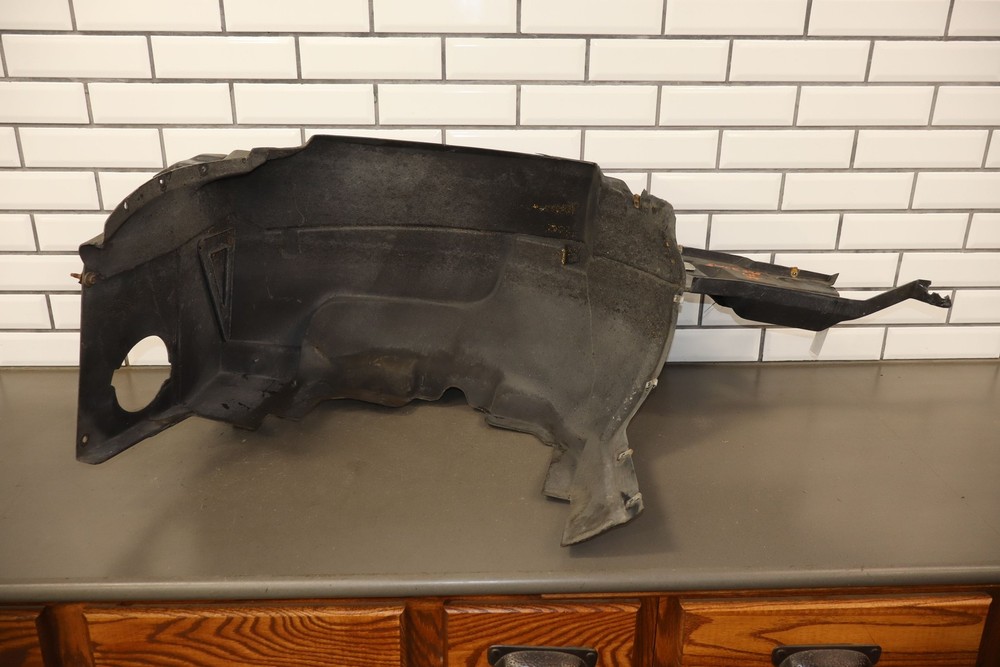 1997-2004 C5 Corvette Left Driver Front Inner Fender Structure *Damaged*