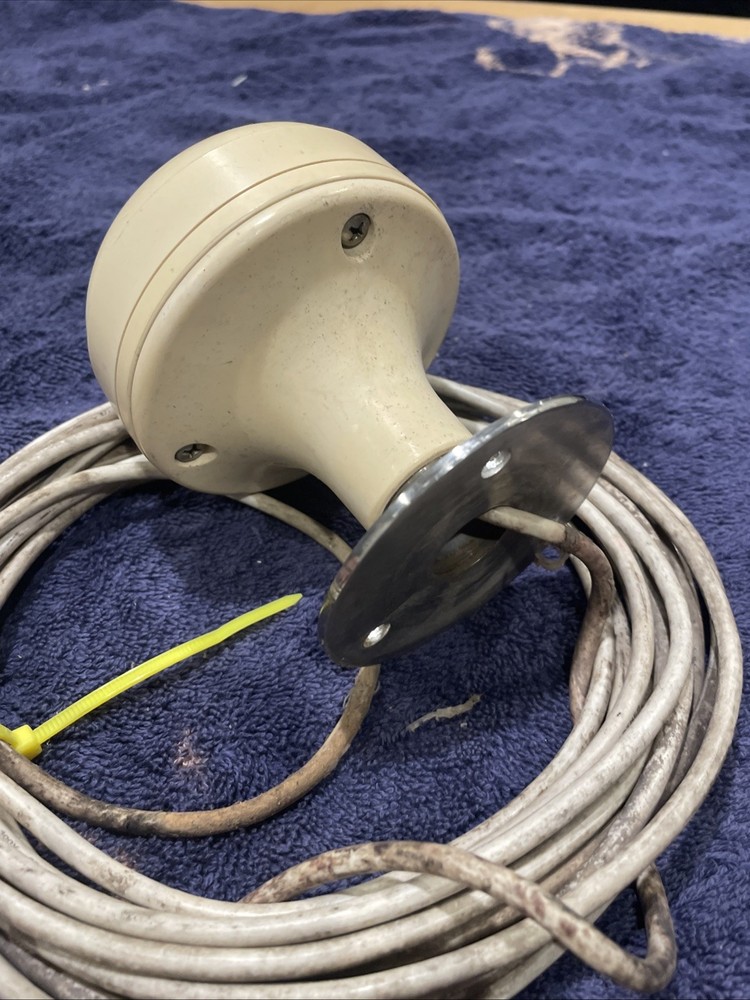 Garmin GPS17-HVS GPS Antenna GPS 17 HVS