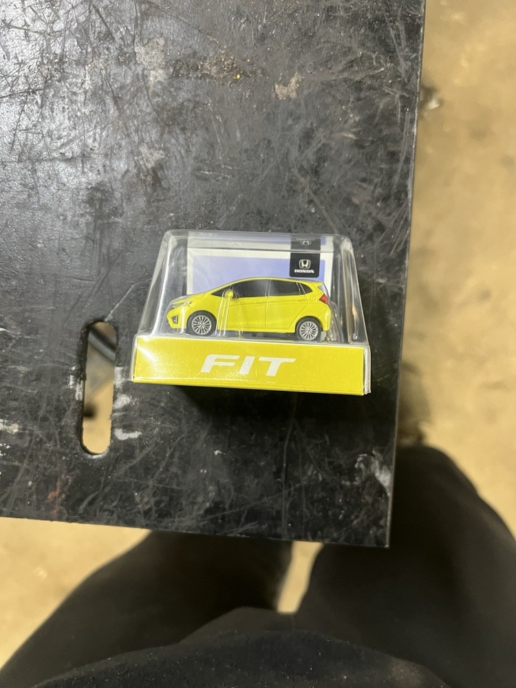 2015 Honda Fit Light-Up Keychain Yellow