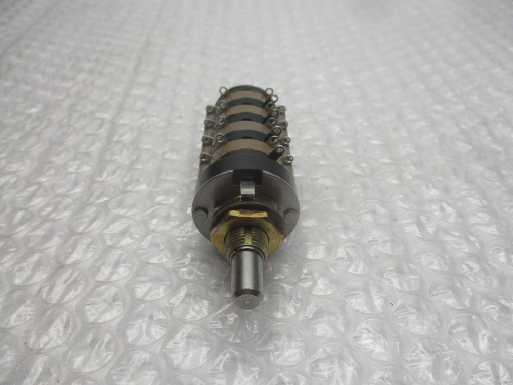 GRAYHILL 8851 ROTARY SWITCH (AS PICTURED) UNMP