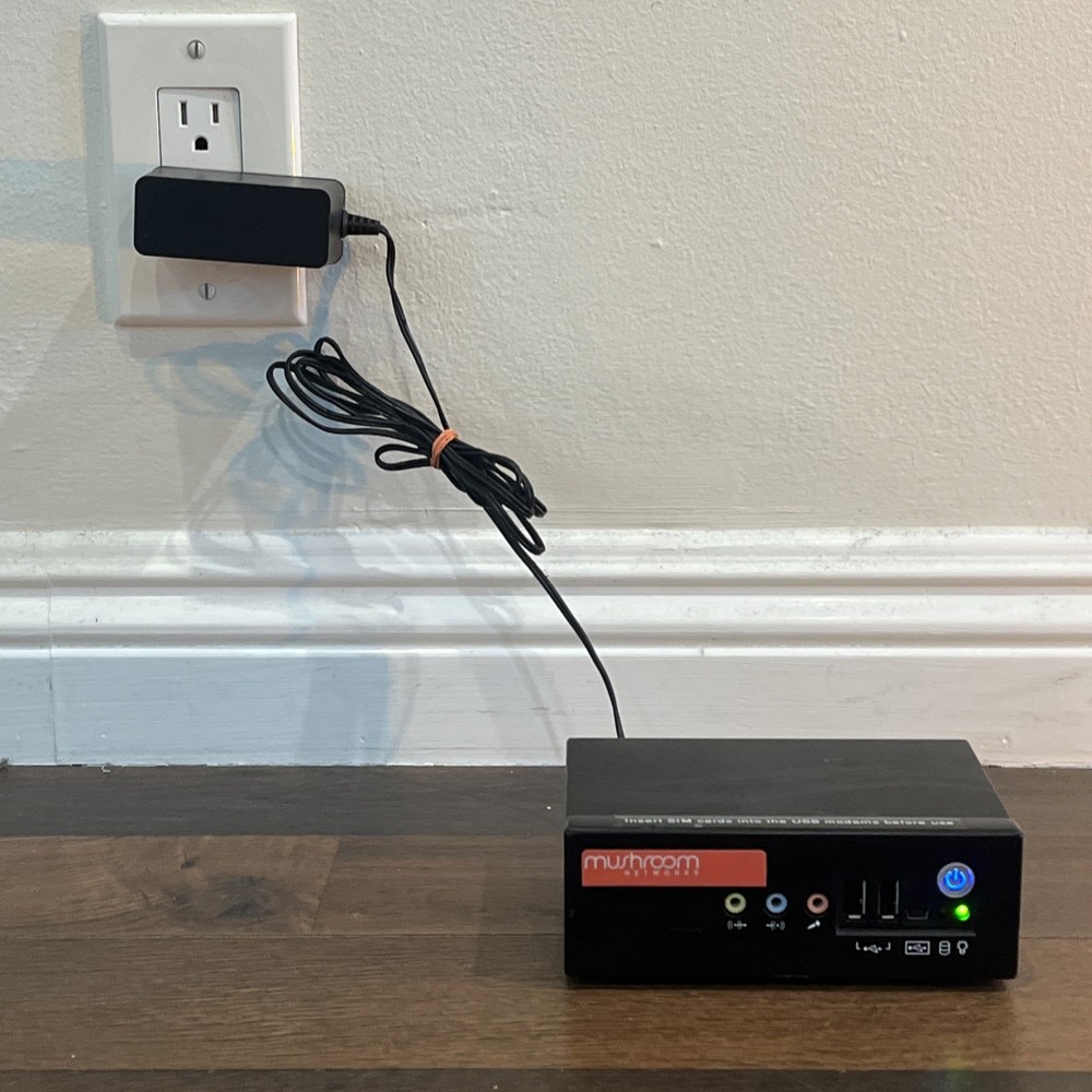 MUSHROOM Streamer 4000 ICES-03 COMPUTER