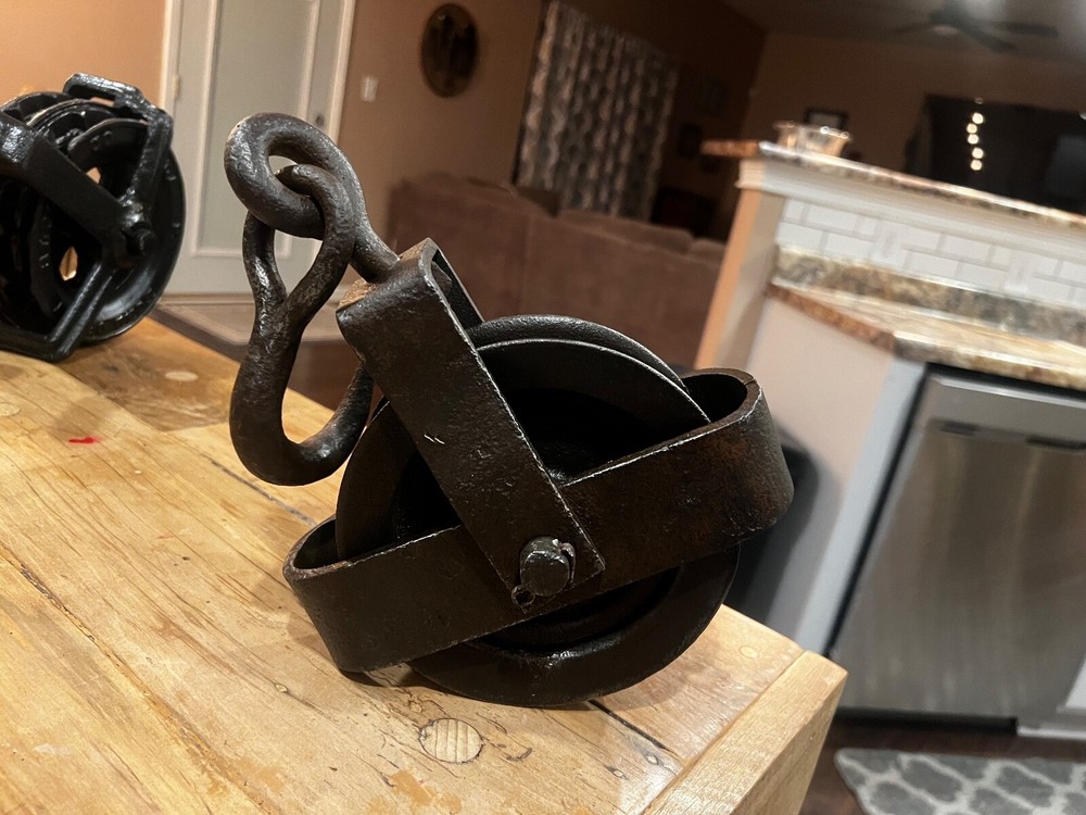 Vintage Peerless 1/2 Ton Pulley System
