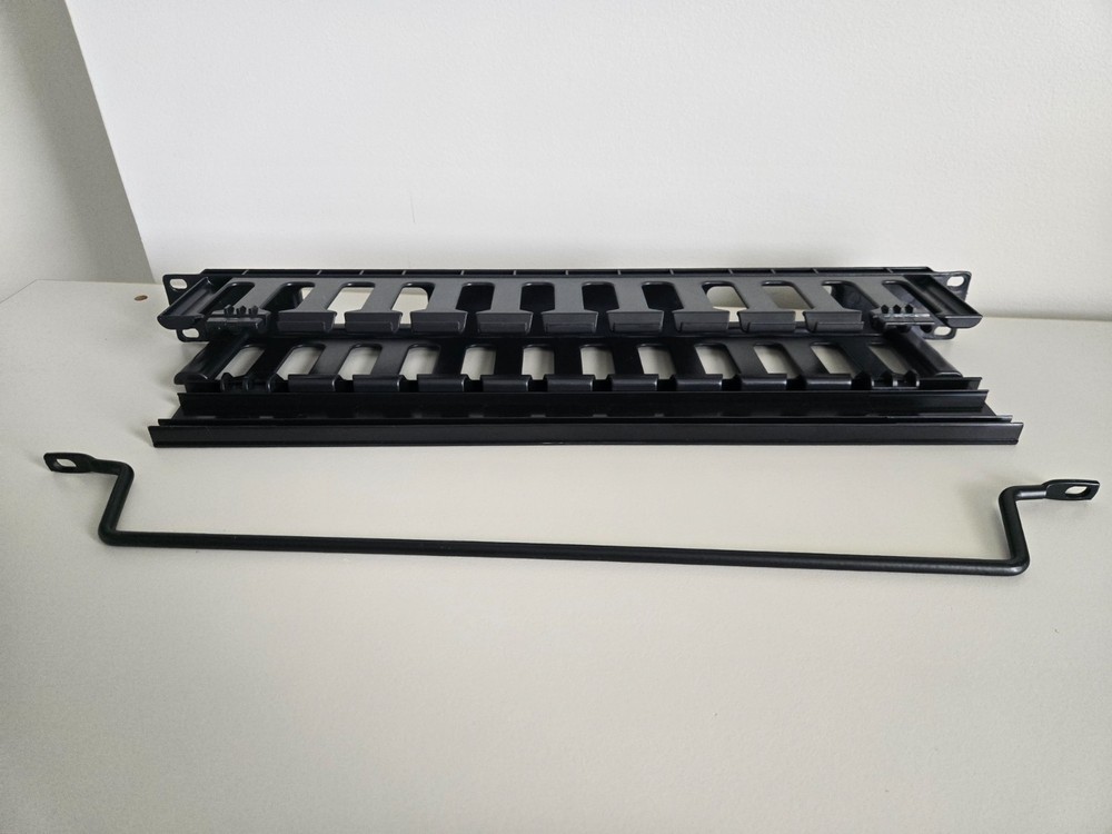 1U Patch Cable Management Panel w/ Power Cable Bar Rack Mount Open Box