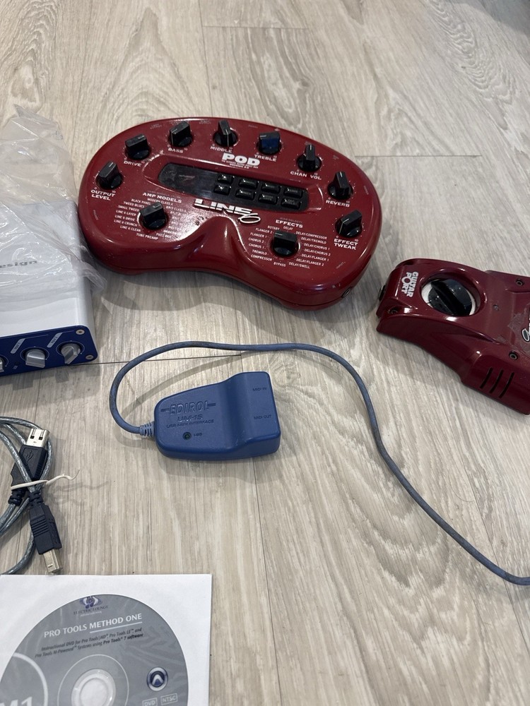 Line 6 POD Digital Multi-Effects Processor w/ Accessories & Software