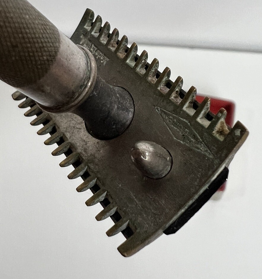 VINTAGE 20’s 30’s GILLETTE RAZOR Double Sided