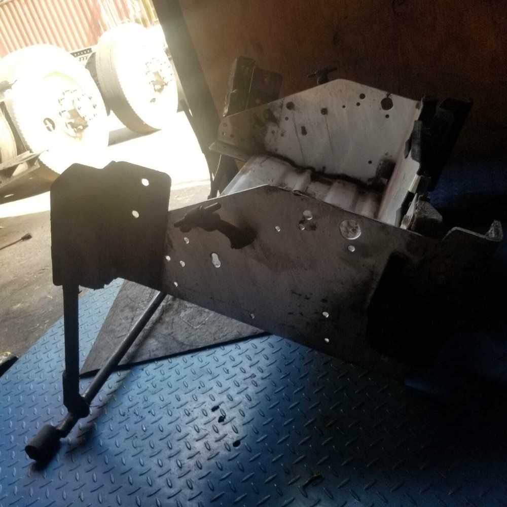 2012 INTERNATIONAL PROSTAR BATTERY BOX