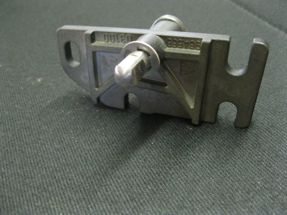 Porsche 911 Targa Cab roller latch