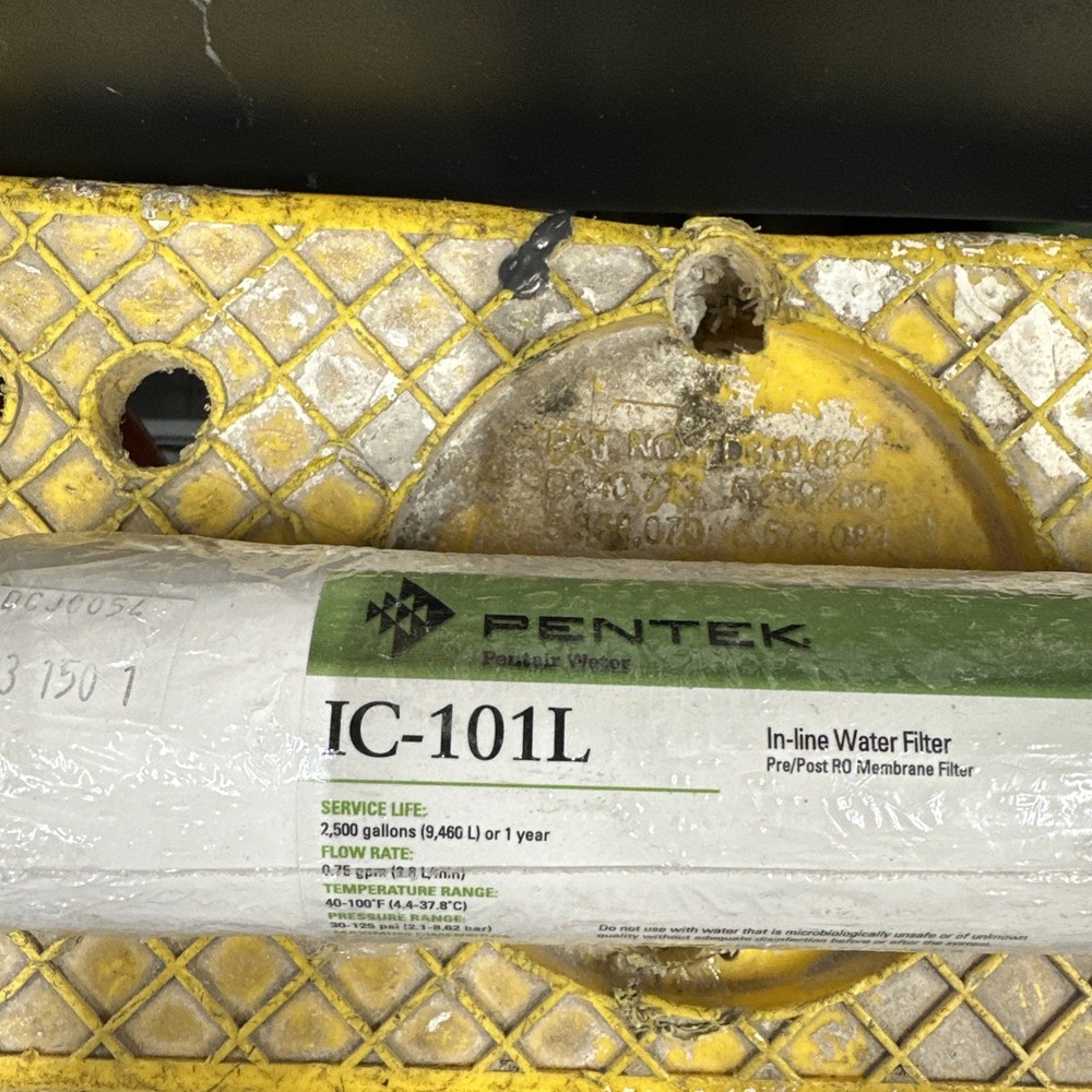 Pentek IC-101L Inline Coconut Carbon Water Filter 1/4 NPT