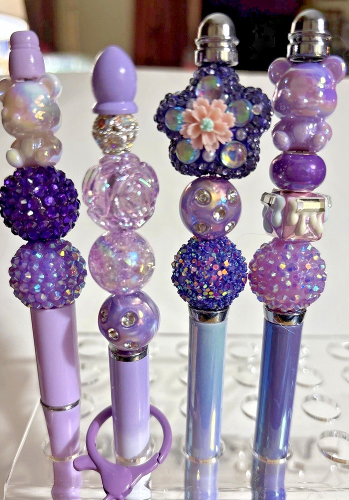 4 HAND MADE BEAD PENS & BEAD KEY CHAIN - & INK REFILL-