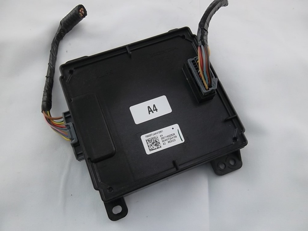 2017-2019 Honda CR-V  Temperature Control Module  79600-TLA-A61
