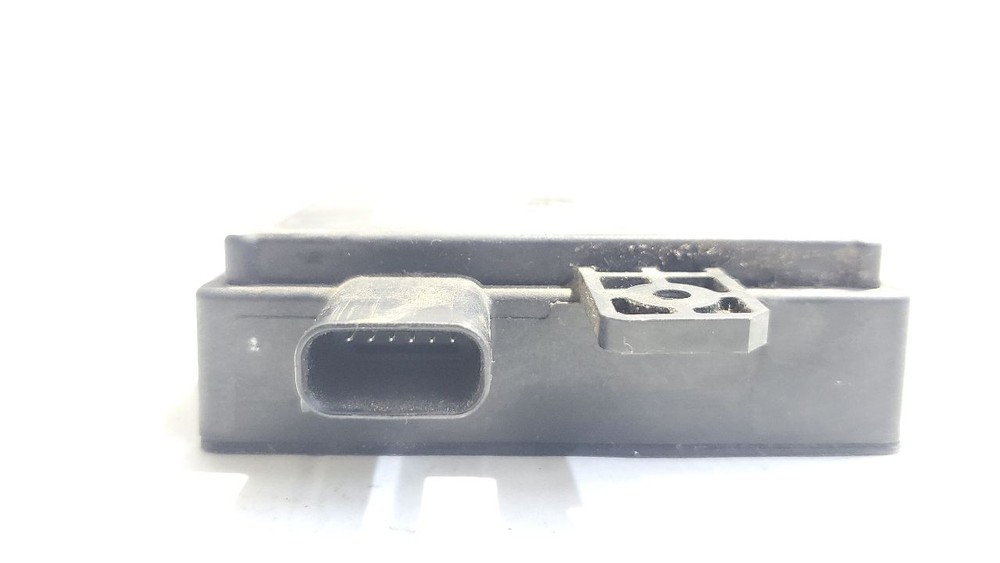 Used Blind Spot Detection System Warning Control Module fits: 2011 Jaguar Xj Dri