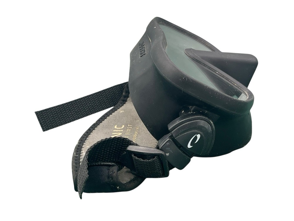 Oceanic Shadow Mask (Black) NEO Strap 05.4000.27