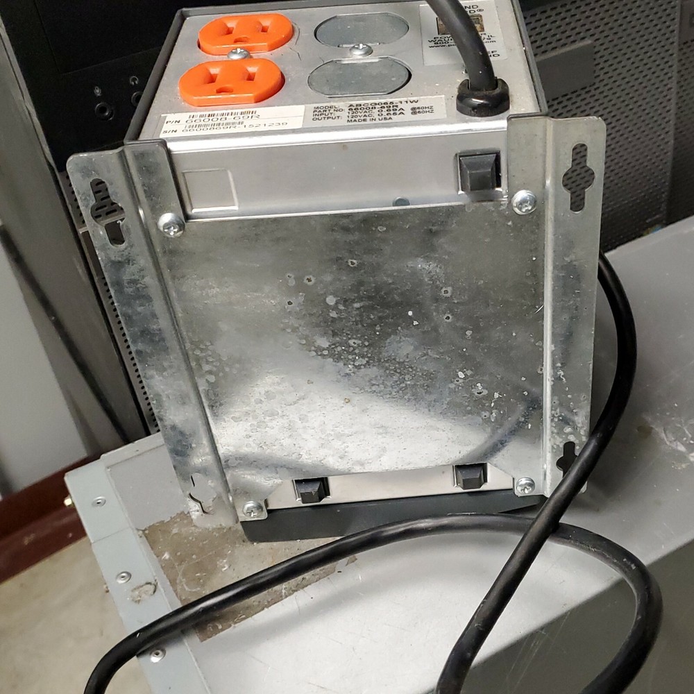 Squirrel Systems ABCG065-11W Ground Guard