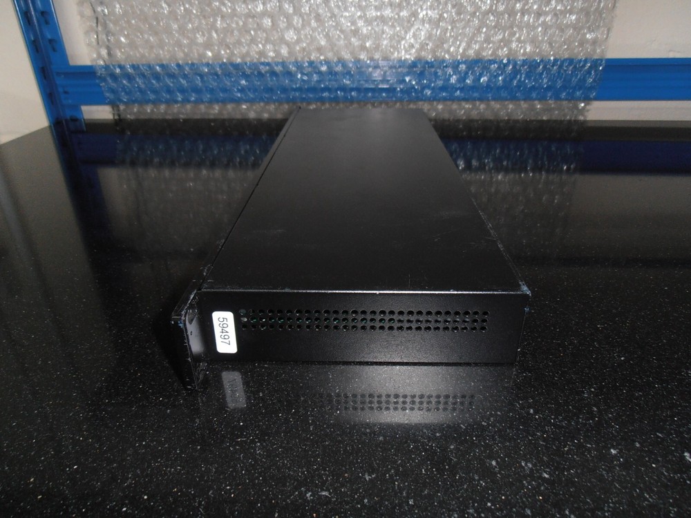 Ubiquiti Networks Edgerouter-8 Model No: ER-8