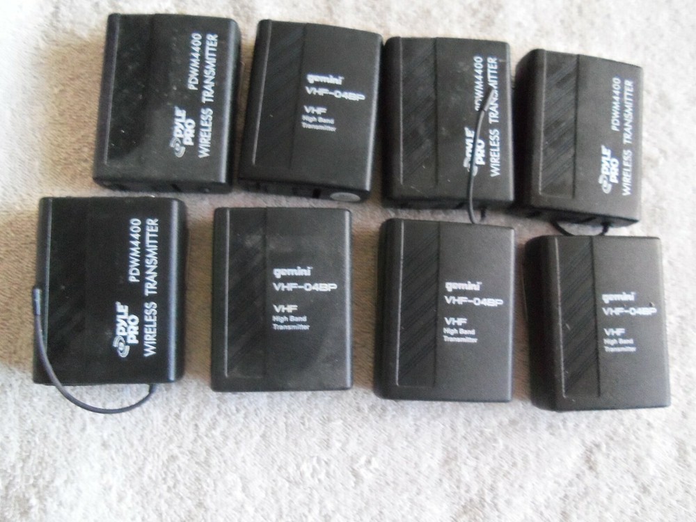 Lot of eight wireless transmitters