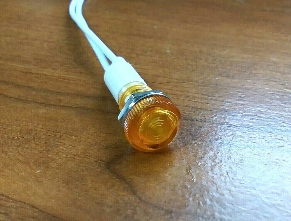 BBT 220 volt Amber/Yellow LED Low-Profile Indicator Light