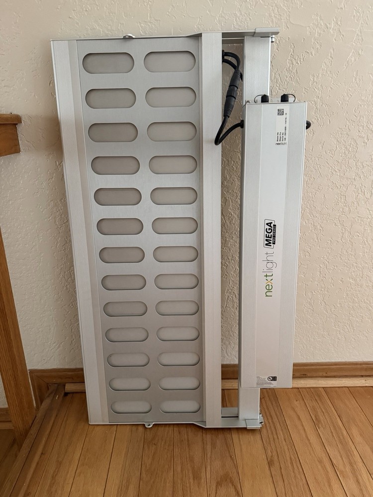 NextLight Mega Pro LED Grow Light 640W